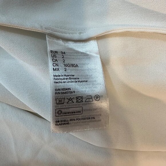 H&M White Short Sleeve V Neck Blouse 2 - Picture 6 of 6